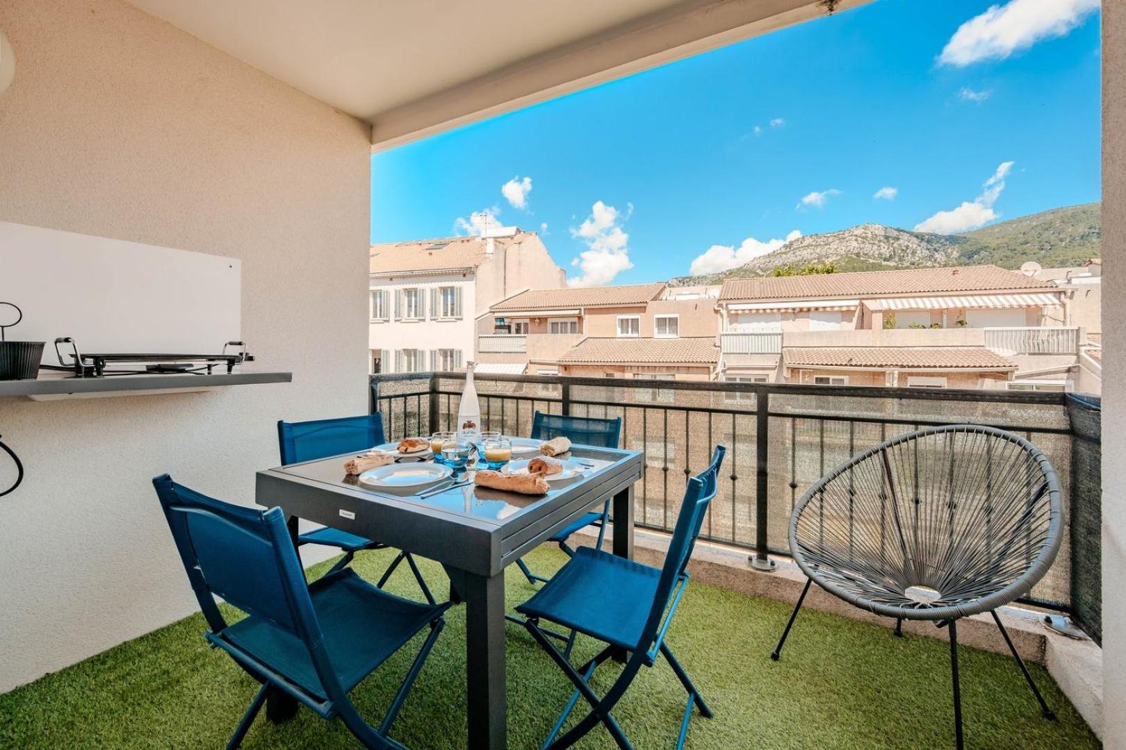 Le Neroli T2 Dernier Etage Avec Terrasse Et Garage Apartment ตูลง ภายนอก รูปภาพ