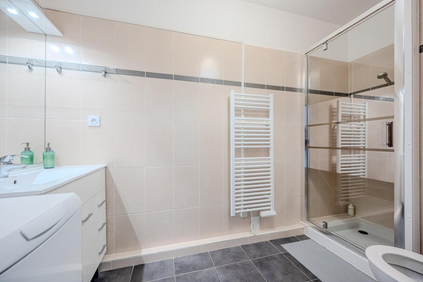 Le Neroli T2 Dernier Etage Avec Terrasse Et Garage Apartment ตูลง ภายนอก รูปภาพ