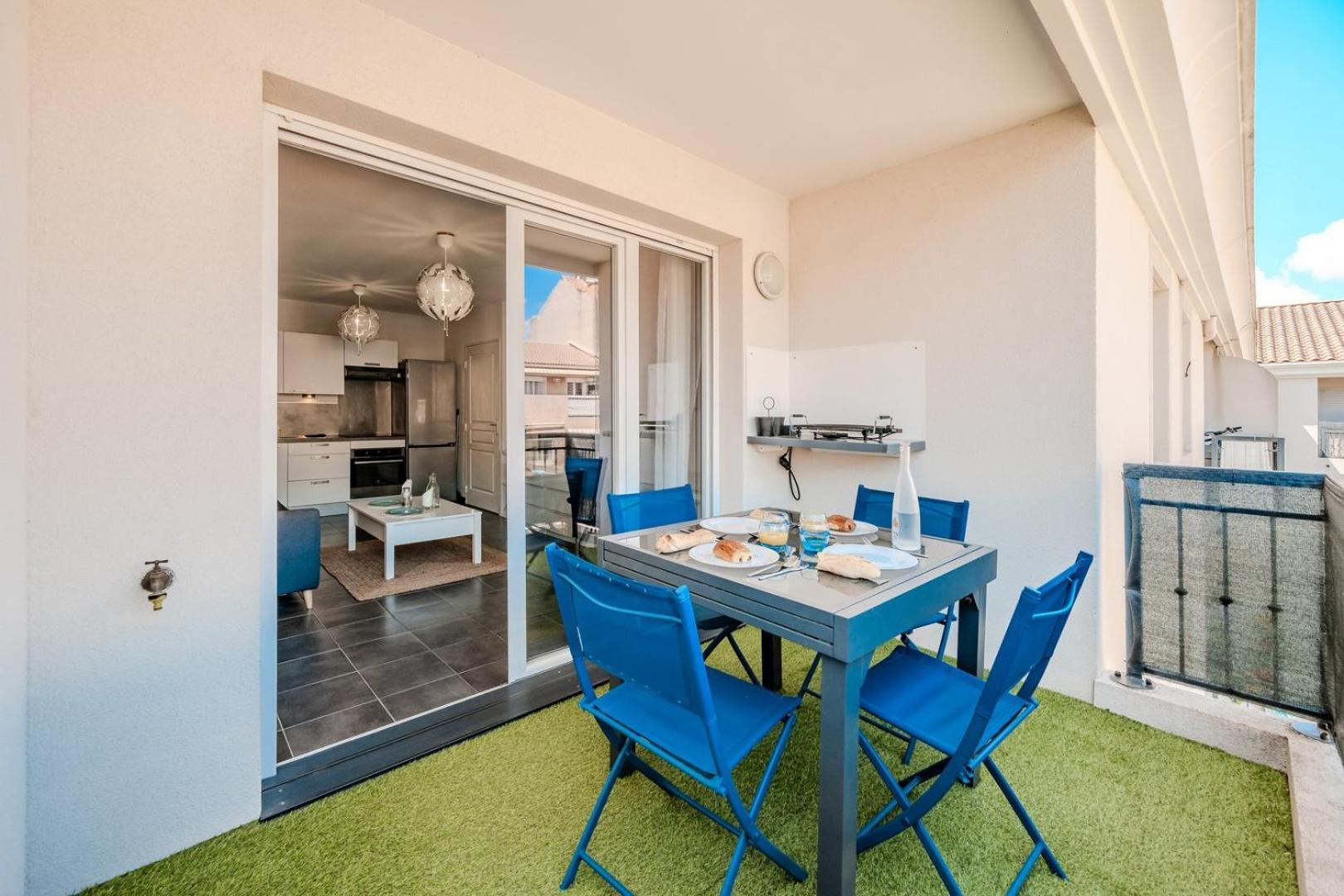 Le Neroli T2 Dernier Etage Avec Terrasse Et Garage Apartment ตูลง ภายนอก รูปภาพ